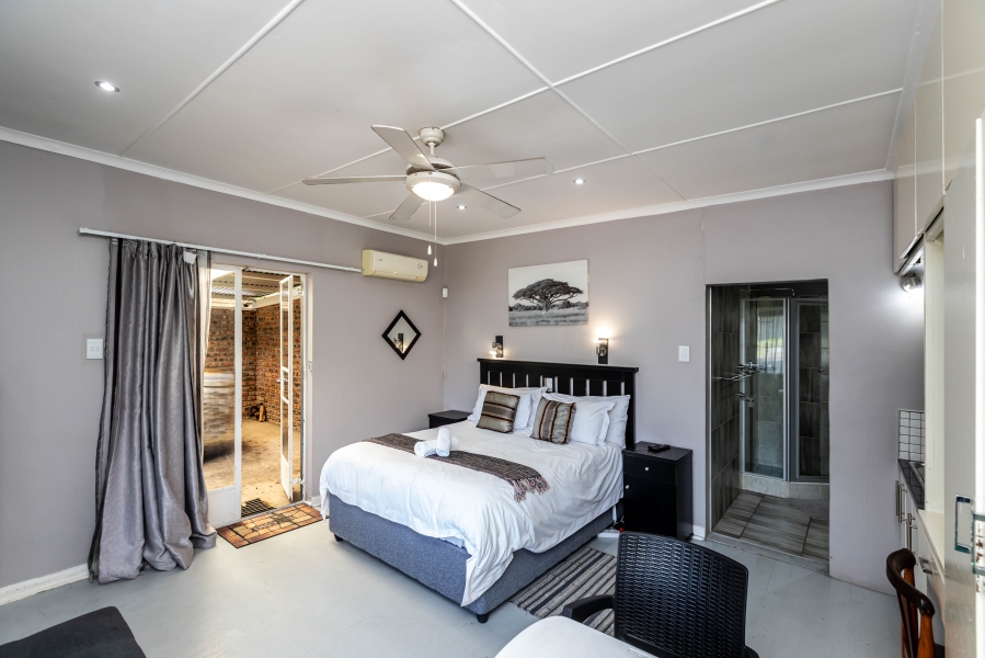 4 Bedroom Property for Sale in Beacon Bay Eastern Cape